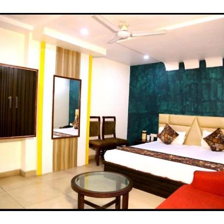 Hotel Kirandeep Agra Agra  Exteriör bild