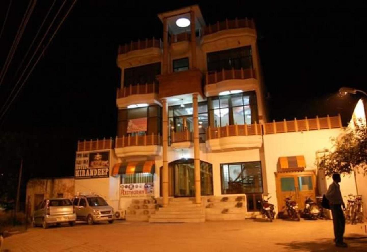 Hotel Kirandeep Agra Agra  Exteriör bild