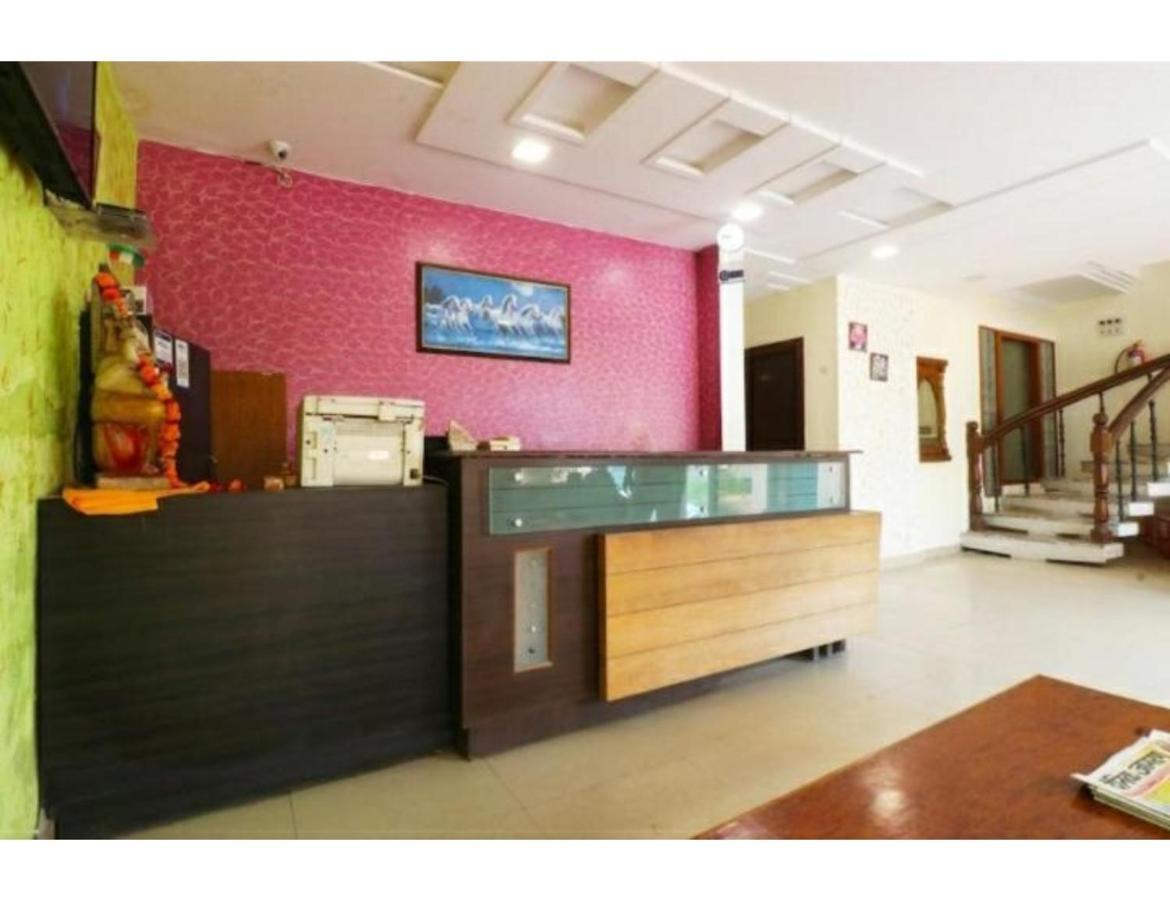 Hotel Kirandeep Agra Agra  Exteriör bild
