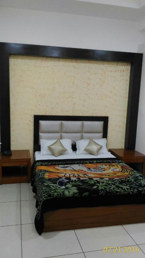 Hotel Kirandeep Agra Agra  Exteriör bild